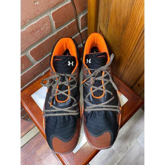 Under Armour Micro G Anatomix basketball shoes.  Size 14.   2019 - Picture 2 of 7